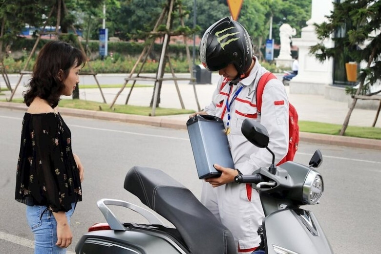 Sử dụng xe máy điện mùa mưa như thế nào để an toàn và bền xe? 3 sử dụng xe máy điện mùa mưa