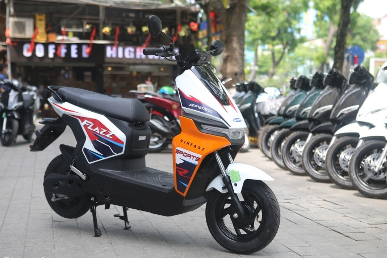 xe máy điện VinFast flazz